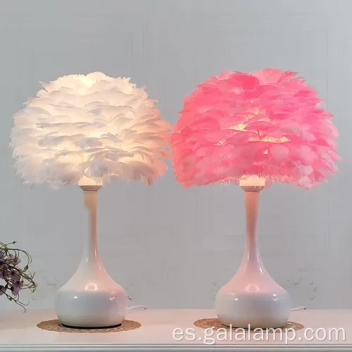 Lámpara de escritorio de plumas de estilo nórdico - decoración cálida